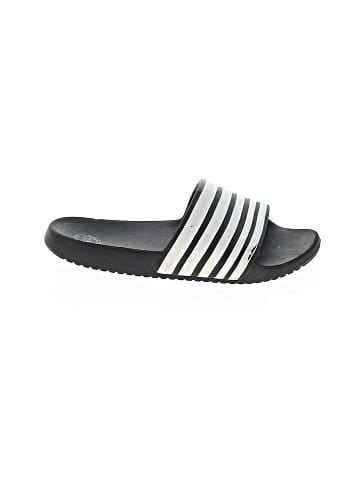 Wonder Nation Sandals (view 1)