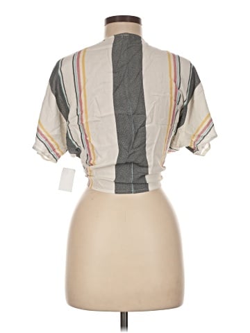 Charlotte Russe Short Sleeve Blouse (view 2)