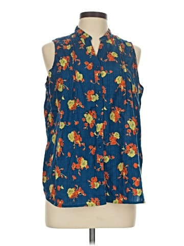Woolrich Sleeveless Button-Down Shirt (view 1)