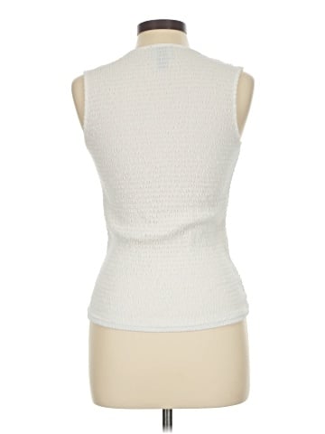 Daytrip Sleeveless Blouse (view 2)