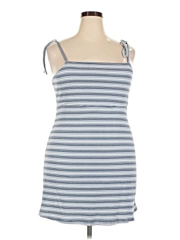 Arizona Jean Company Casual Dress (view 1)