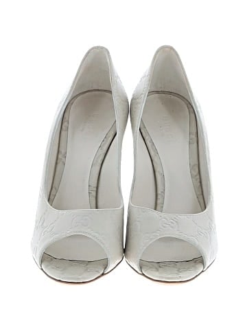 Gucci Pumps (view 2)