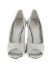 Gucci Ivory Pumps Size EU (IT) 37 1/2 / US 7 1/2 - photo 2