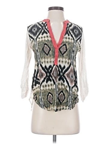 Tiny 3/4 Sleeve Blouse (view 1)