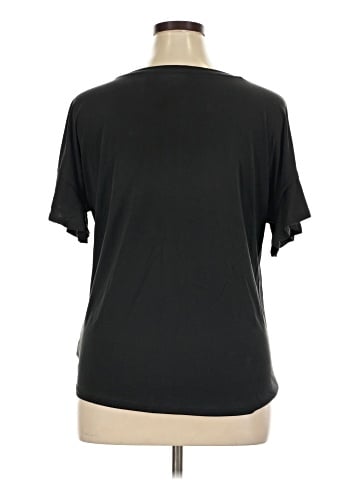 Kaari Blue Short Sleeve T-Shirt (view 2)