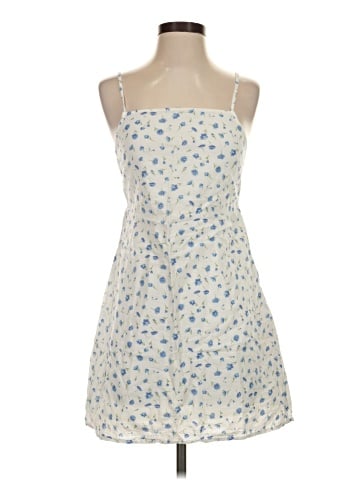 American Eagle Outfitters Casual Dress (view 1)
