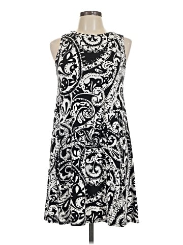 Ann Taylor LOFT Outlet Cocktail Dress (view 1)