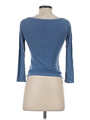 American Eagle Outfitters 3/4 Sleeve T-Shirt (view 2)
