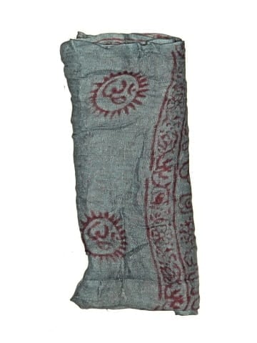 Unbranded Scarf (view 2)