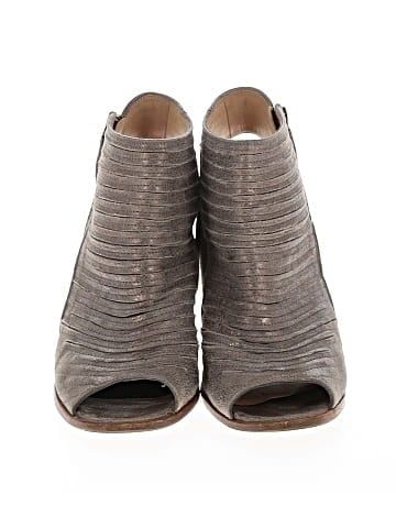 Paul Green Heels (view 2)