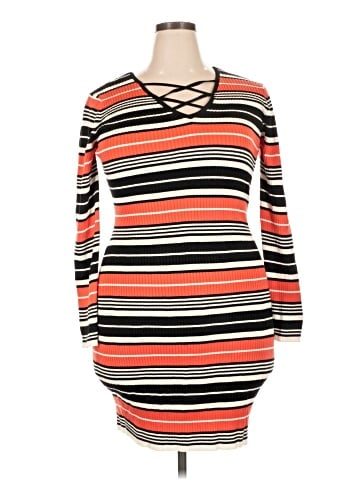 No Boundaries Casual Dress (view 1)
