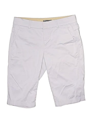 Vince. Khaki Shorts (view 1)
