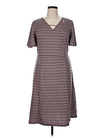 Liz Claiborne Casual Dress (view 1)