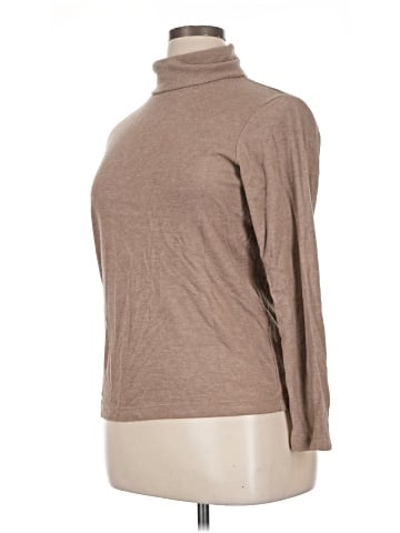 Uniqlo Turtleneck Sweater (view 2)
