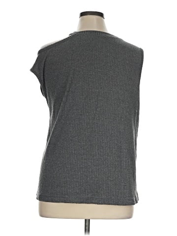 Cato Sleeveless T-Shirt (view 2)