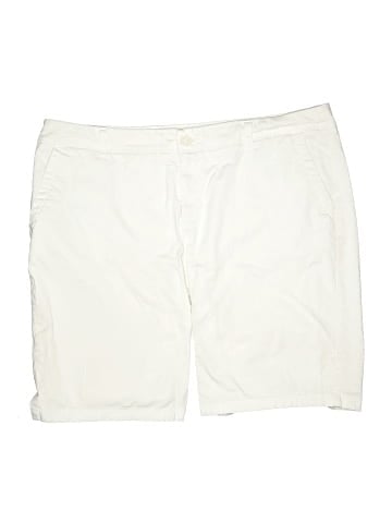 Liz Claiborne Khaki Shorts (view 1)