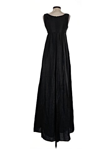 Vera Wang Casual Dress (view 2)