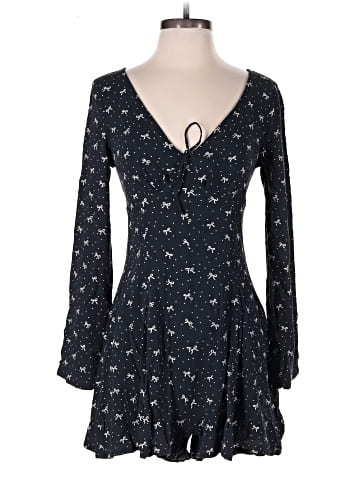American Eagle Outfitters Casual Dress (view 1)