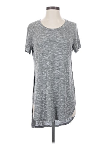 Mossimo Short Sleeve Top (view 1)