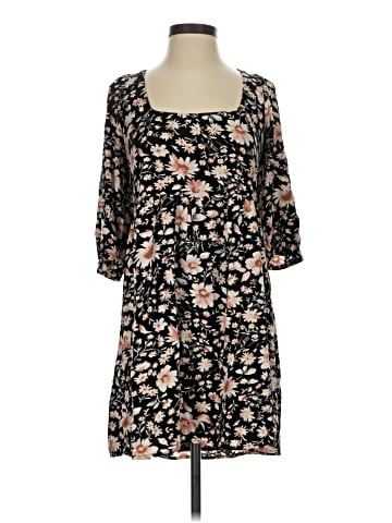 American Eagle Outfitters Casual Dress (view 1)