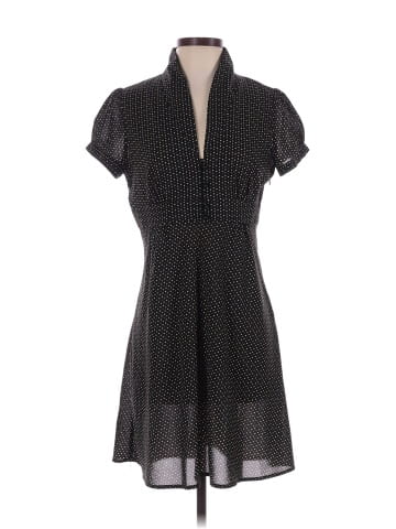 Old Navy Casual Dress (view 1)