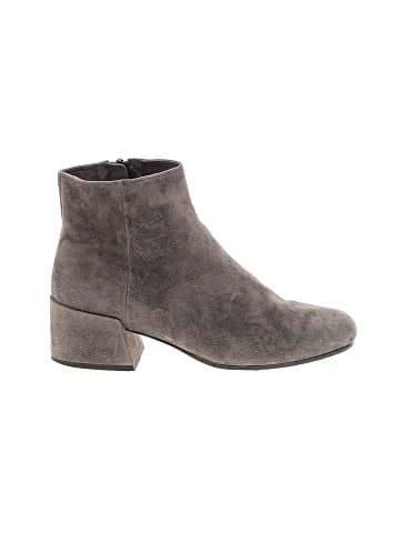 Vince. Ankle Boots (view 1)