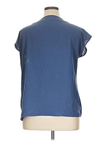 Unbranded Short Sleeve T-Shirt (view 2)