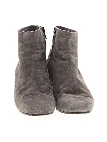 Vince. Ankle Boots (view 2)
