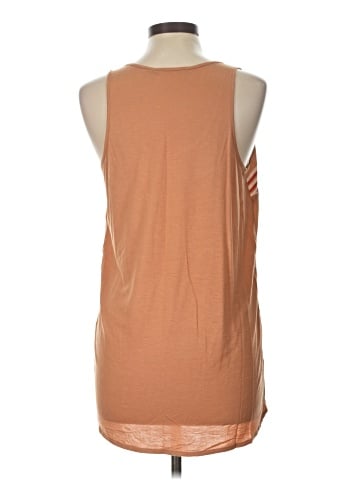 Outback Red Tank Top (view 2)