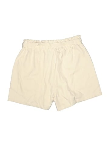 Pretty Garden Khaki Shorts (view 2)