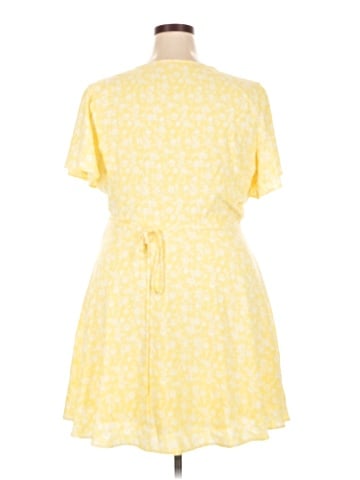 LC Lauren Conrad Casual Dress (view 2)