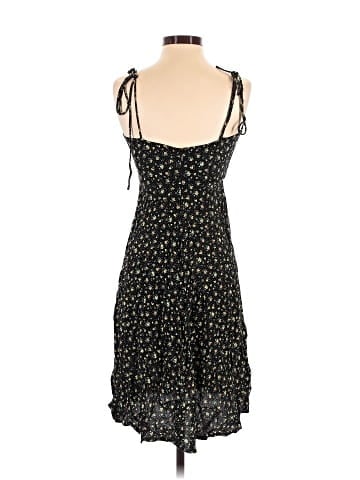 Urban Outfitters Casual Dress (view 2)