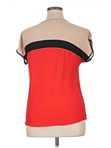 Sweet Rain Short Sleeve Top (view 2)