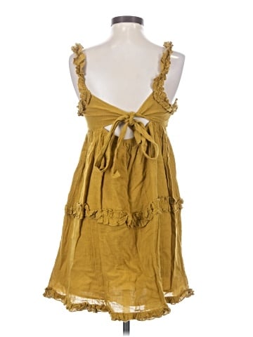 Urban Outfitters Casual Dress (view 2)
