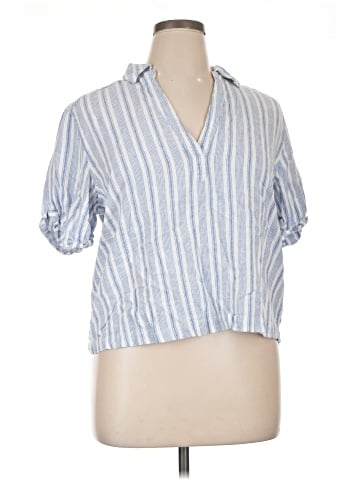Universal Thread Short Sleeve Blouse (view 1)
