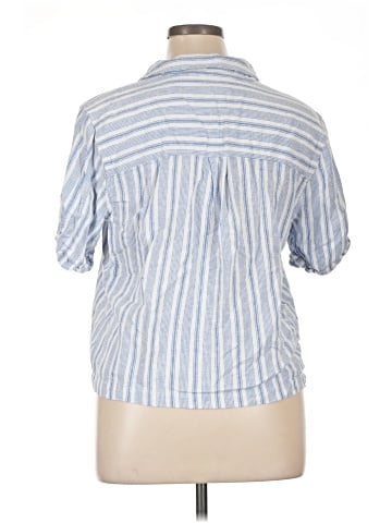 Universal Thread Short Sleeve Blouse (view 2)