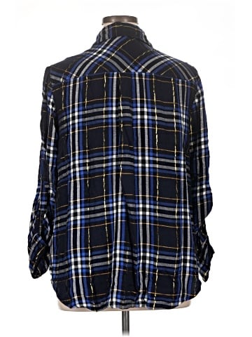Lane Bryant Long Sleeve Button-Down Shirt (view 2)