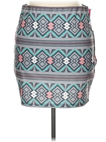 Xhilaration Casual Skirt (view 1)