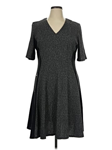 Liz Claiborne Casual Dress (view 1)