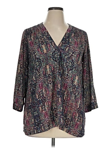a.n.a. A New Approach 3/4 Sleeve Blouse (view 1)