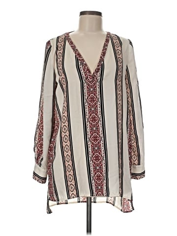 Cupcakes & Cashmere Casual Dress (view 1)