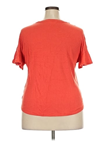Secret Treasures Short Sleeve Top (view 2)