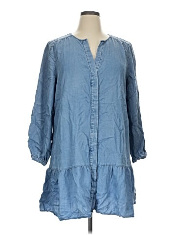 Ann Taylor LOFT Casual Dress (view 1)