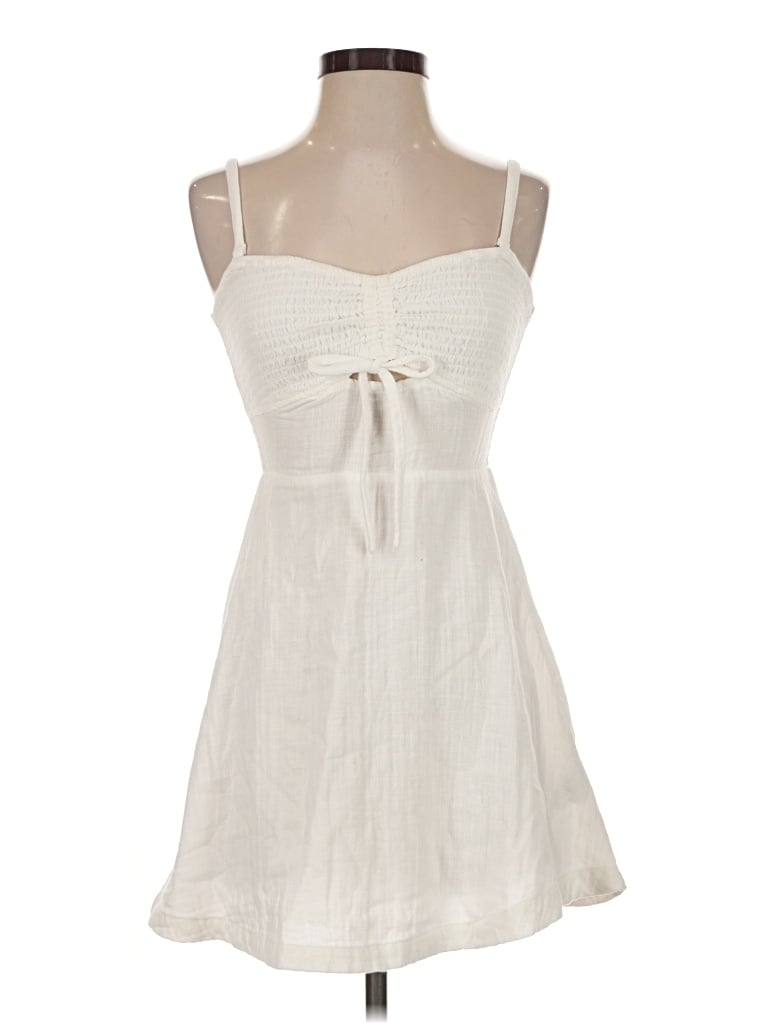 Pre-owned Roxy Casual Dress In White