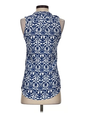 Fun2Fun Sleeveless Blouse (view 2)