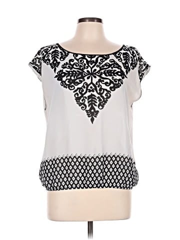 Max Studio Short Sleeve Top (view 1)