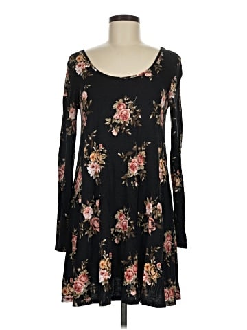 Forever 21 Casual Dress (view 1)