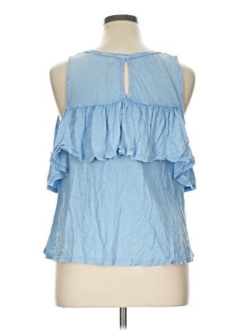 True Craft Sleeveless Blouse (view 2)