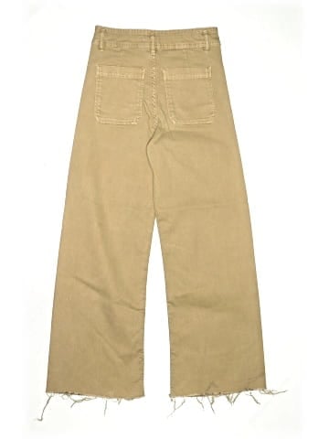 Zara Khakis (view 2)