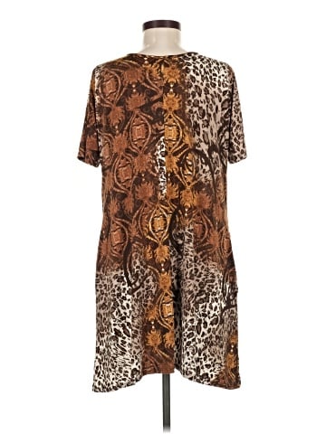 The ZigZag Stripe Casual Dress (view 2)